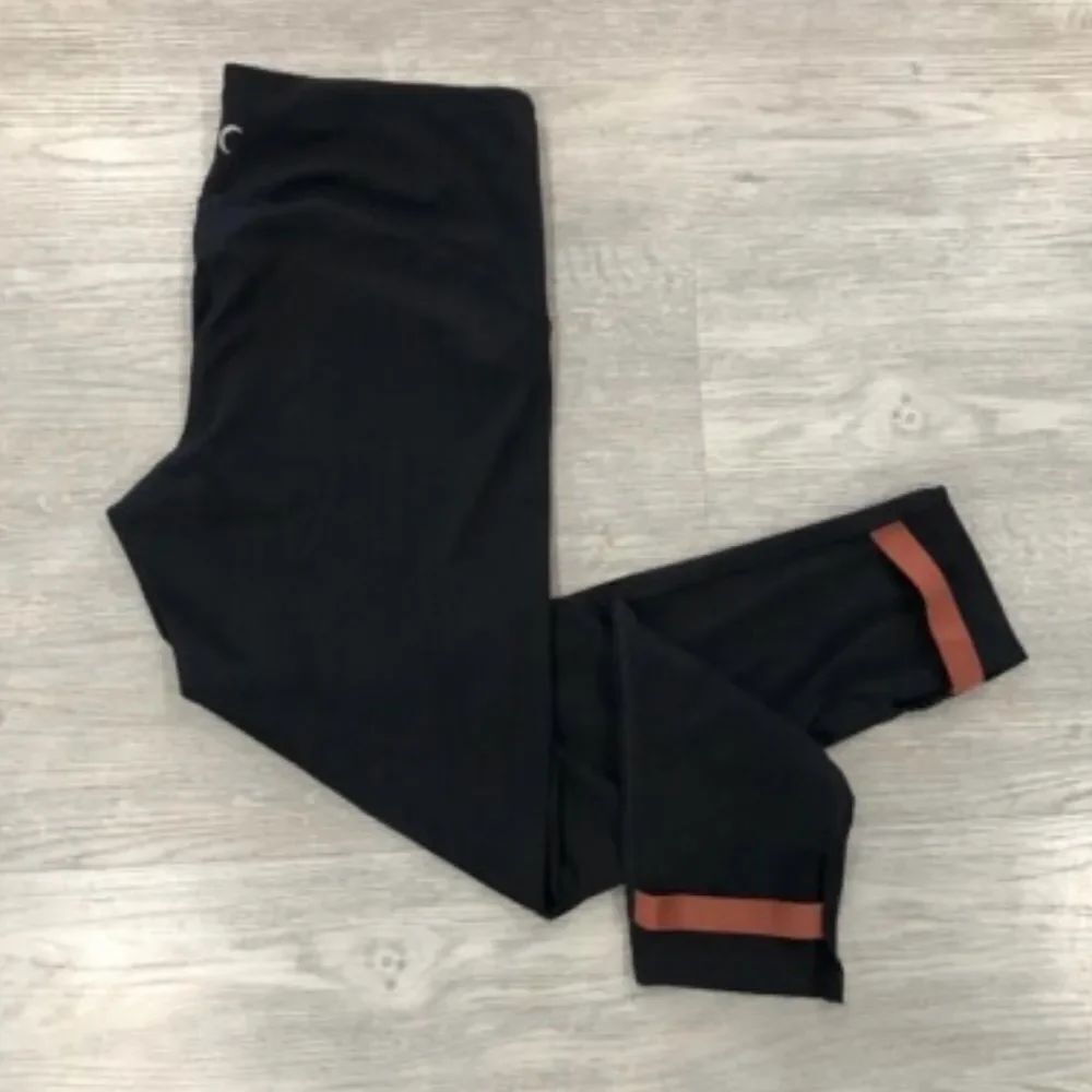 ZYIA Black Capri Leggings with Rust Trim